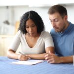 C’est l’histoire d’un couple qui tourne la page… mais pas celle de leur déclaration fiscale commune…