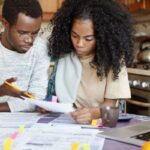 C’est l’histoire d’un couple qui rappelle à l’administration qu’un couple, c’est deux personnes...