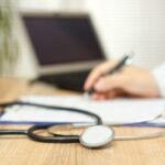 Médecine du travail : modification des attestations de suivi de l’état de santé des salariés