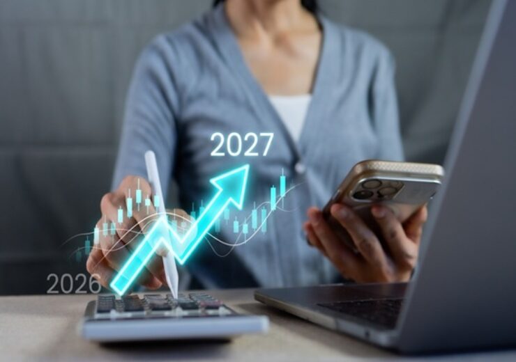 Businesswoman,Planning,Financial,Growth,And,Stock,Market,Forecast,Chart,From