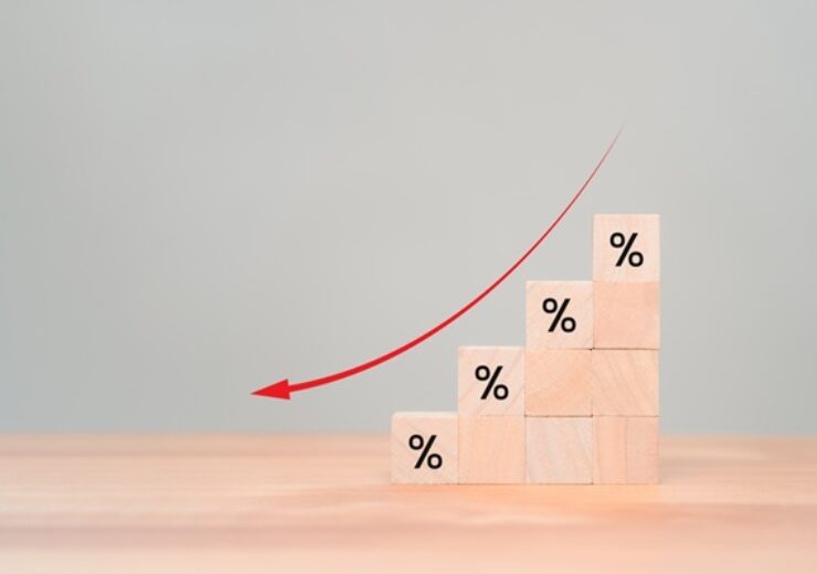Wooden,Cube,Blocks,With,Percentage,Sign,And,Down,Arrow,Icon.